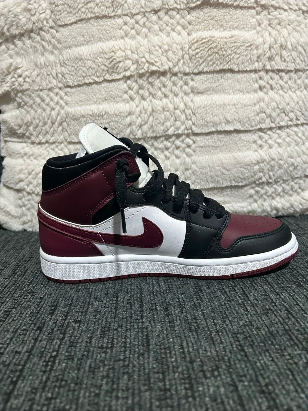 Nike Kids Mid-Top Sneakers in Black, White & Burgundy